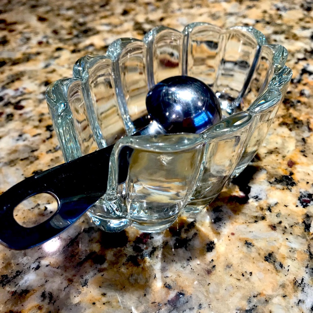 Spoon rest.  Vintage  glass ware by Princess House. Model 438   Set of two